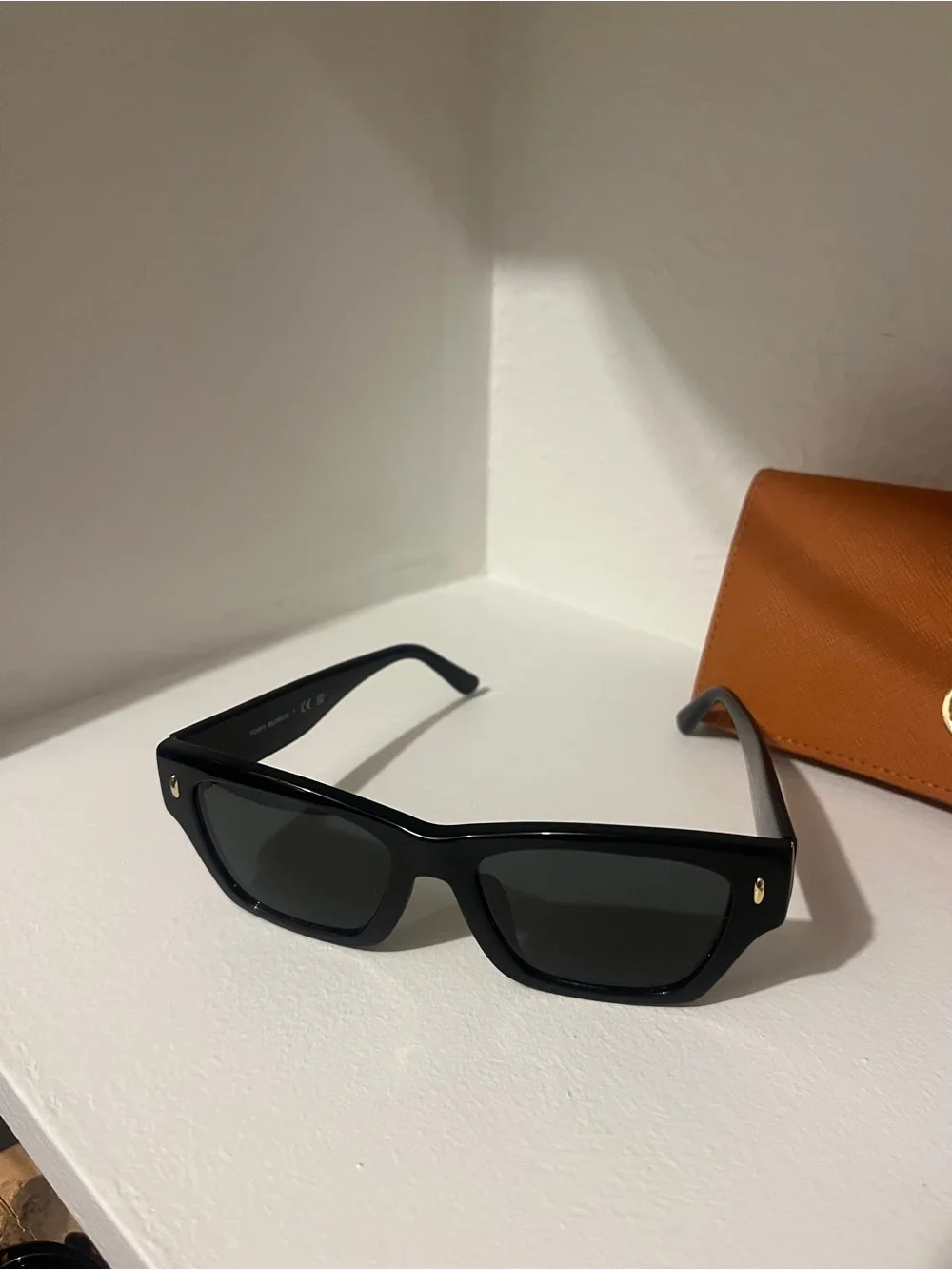 Tory Burch bold black